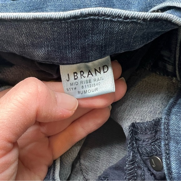 J Brand Jeans - Picture 5 of 6